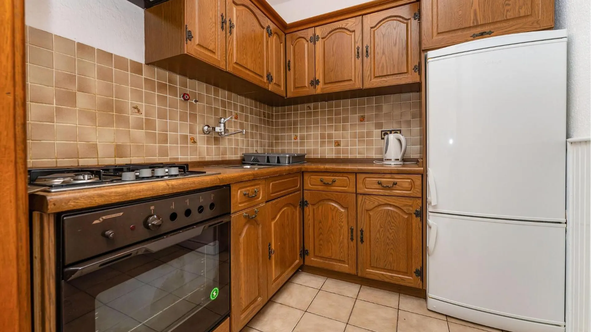 Nice Apartment In Rtina With Wifi 0*,